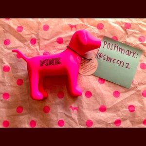 VS PINK DOG BLUETOOTH SPEAKER